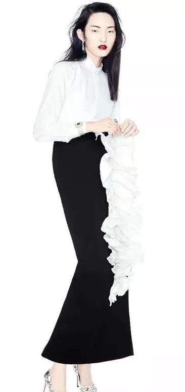 母亲节送什么项链比较好,母亲节给妈妈买什么样的珠宝首饰