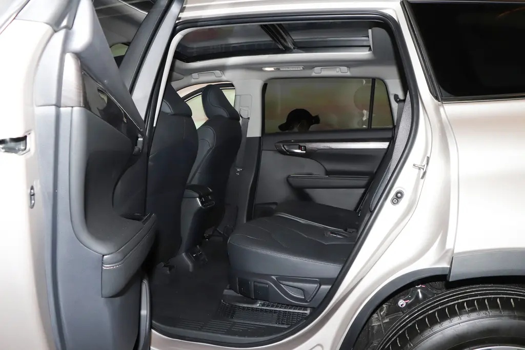 2021款全新丰田汉兰达上市时间,丰田汉兰达降价8万优惠