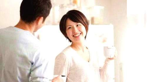 已婚女人对你动心了是什么表现,已婚女人只对你有好感的表现