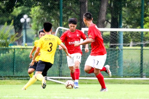 沈阳足球少年为何选择试训恒大足校？这里的青训已成一杆标尺