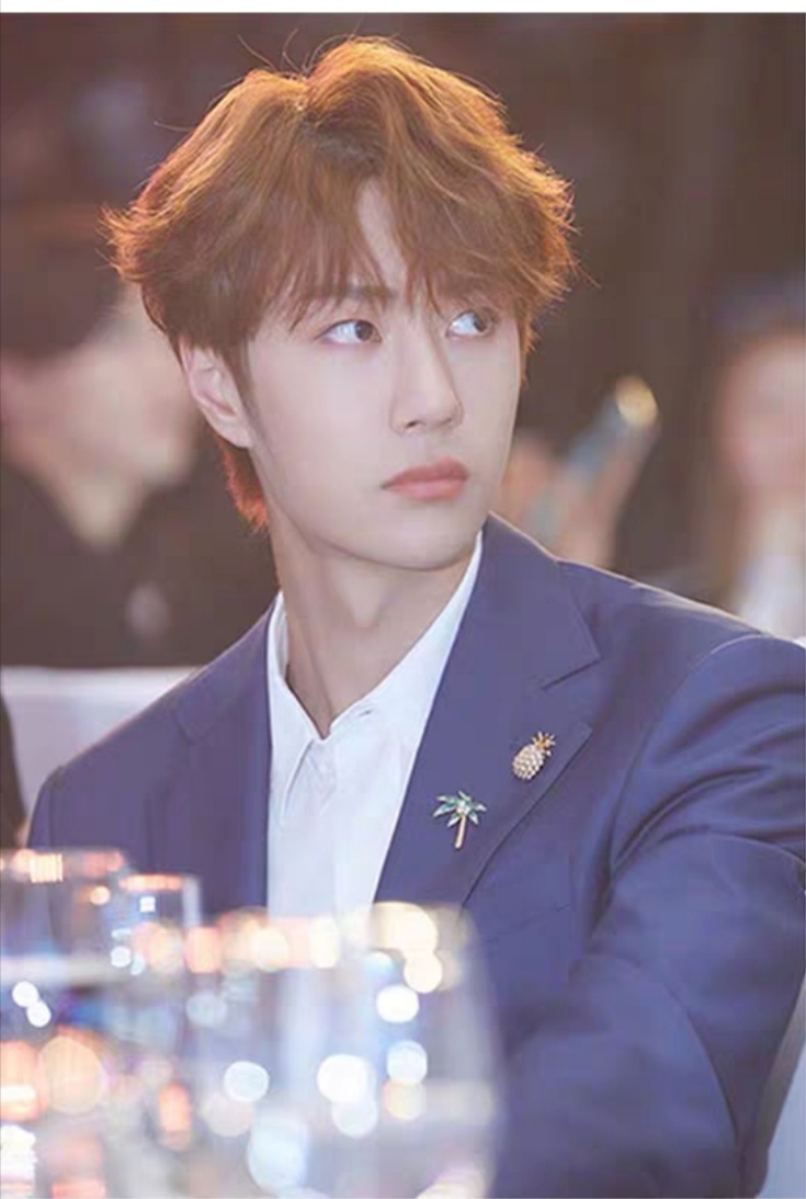 陈情女孩看陈情令,陈情令之前王一博肖战同款衣服