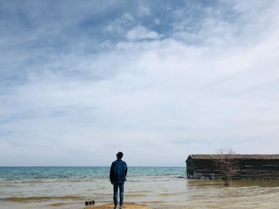 人到中年渡人先渡己下一句,人到中年渡人先渡己