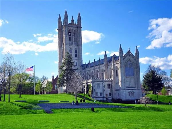 美国最贵大学学费排名,学费最低的美国名校