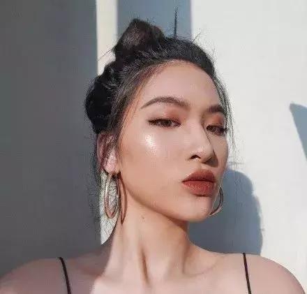 女生去蹦迪的注意事项,第一次去蹦迪应该注意什么