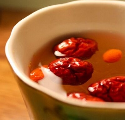 暗疮最好的消除方法 (暗疮印最佳治疗方法)