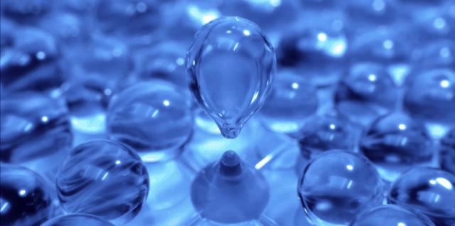 内外兼修的修护精华,内外兼修的精华修复补水