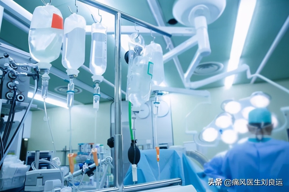 关节疼痛吃消炎药有效吗,关节疼痛用膏药有用吗