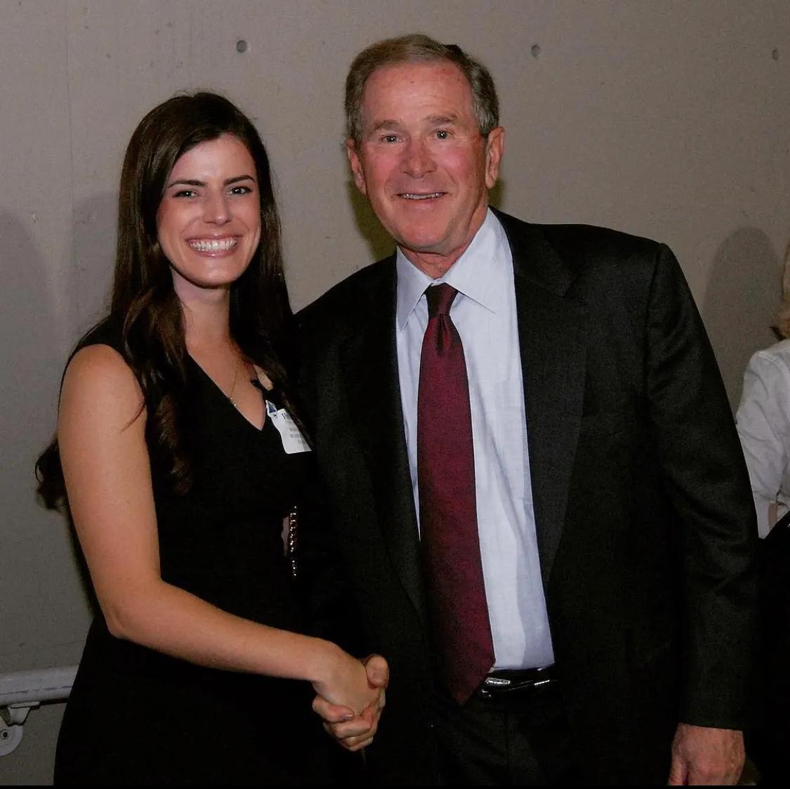 蒂芙尼特朗普巴伦,特朗普伊万卡和蒂芙尼