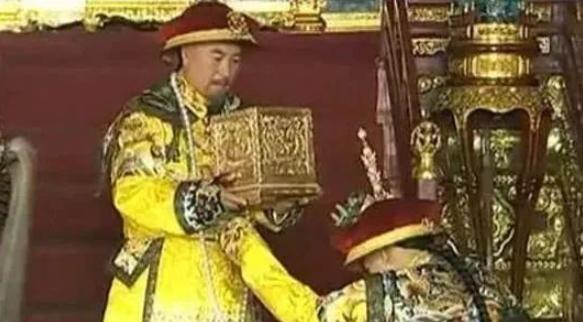 和氏璧长什么样又是怎么做的,和氏璧是怎样的形状