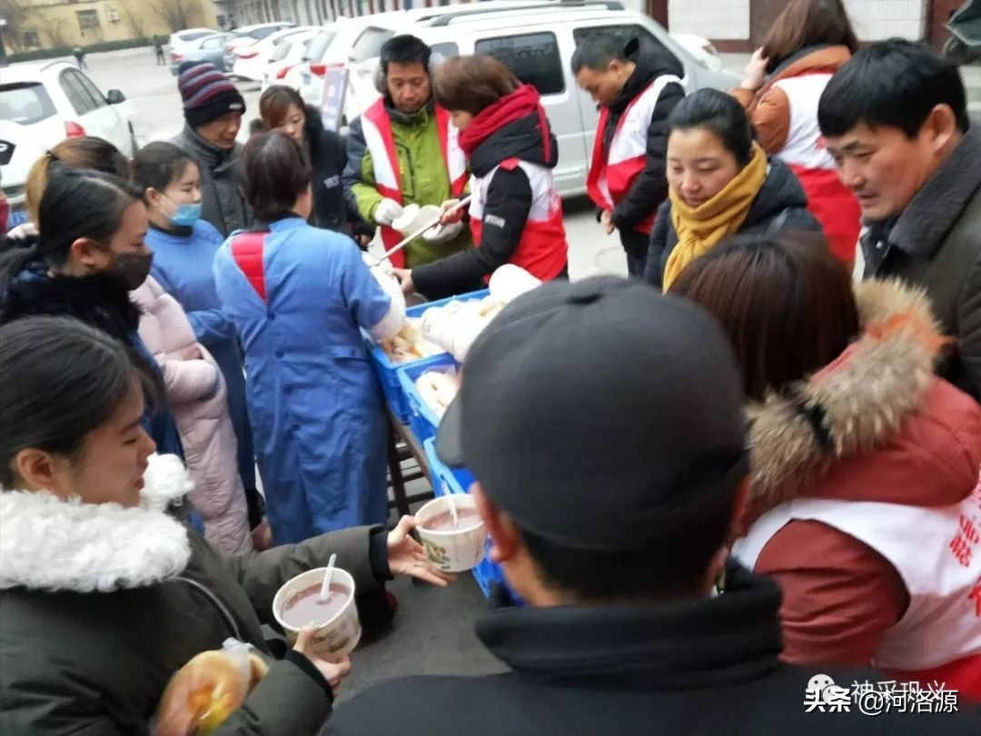 巩义免费腊八粥,巩义腊八粥