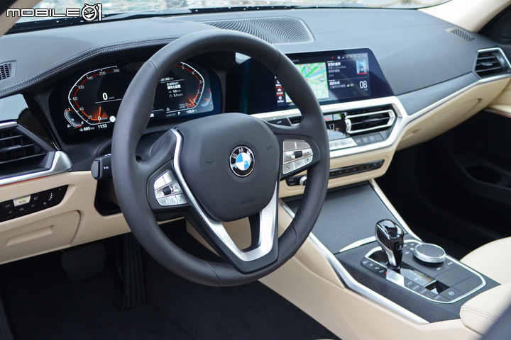 宝马318iLuxury试驾,内敛低调却又让人爱不释手