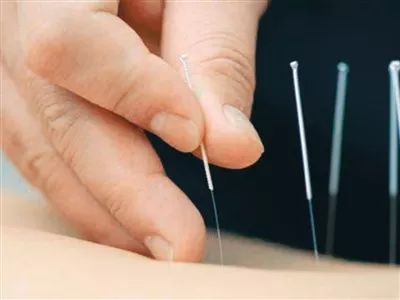 肾病身上有红点越挠越痒怎么回事,如何治疗肾炎性皮肤痒