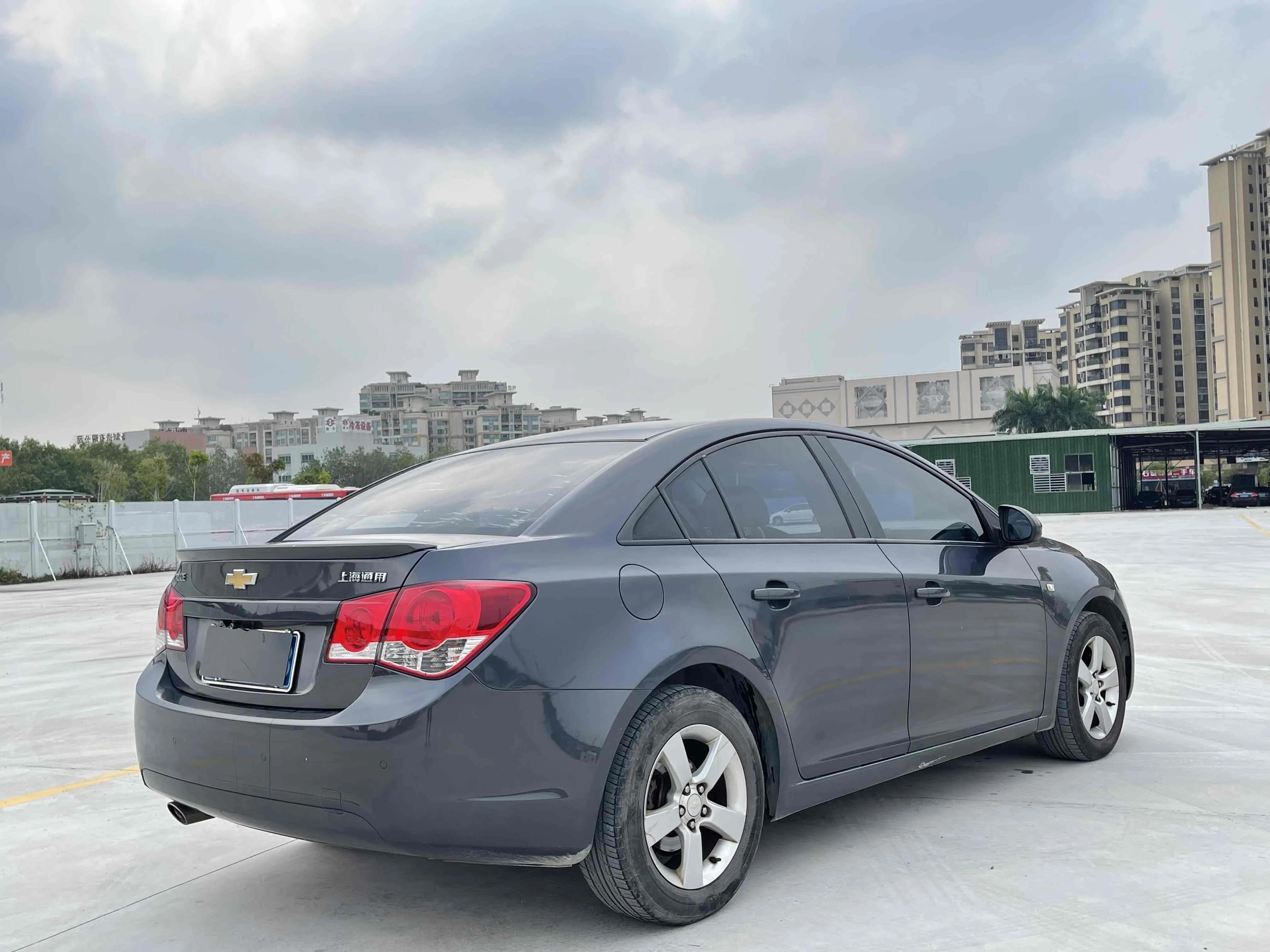 雪佛兰科鲁兹2009款1.6LSEAT图片欣赏