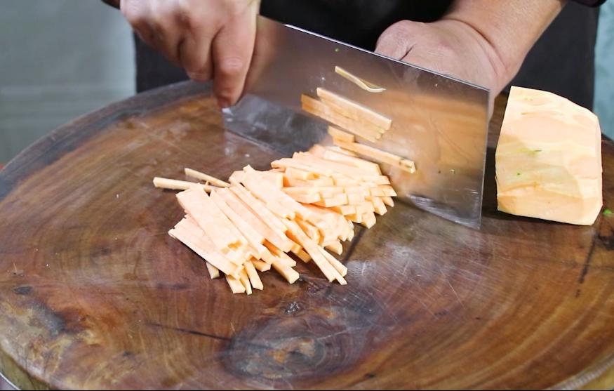 肯德基薯条汉堡鸡翅,肯德基小食拼盘鸡翅鸡块薯条