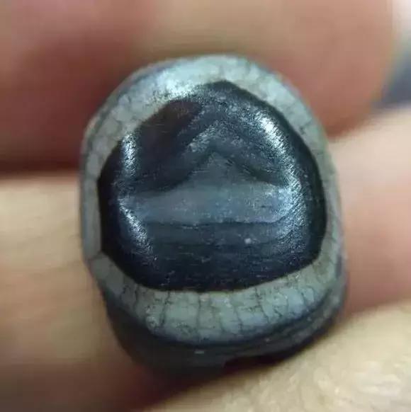 藏传文玩老塑料珠子,文玩老珠