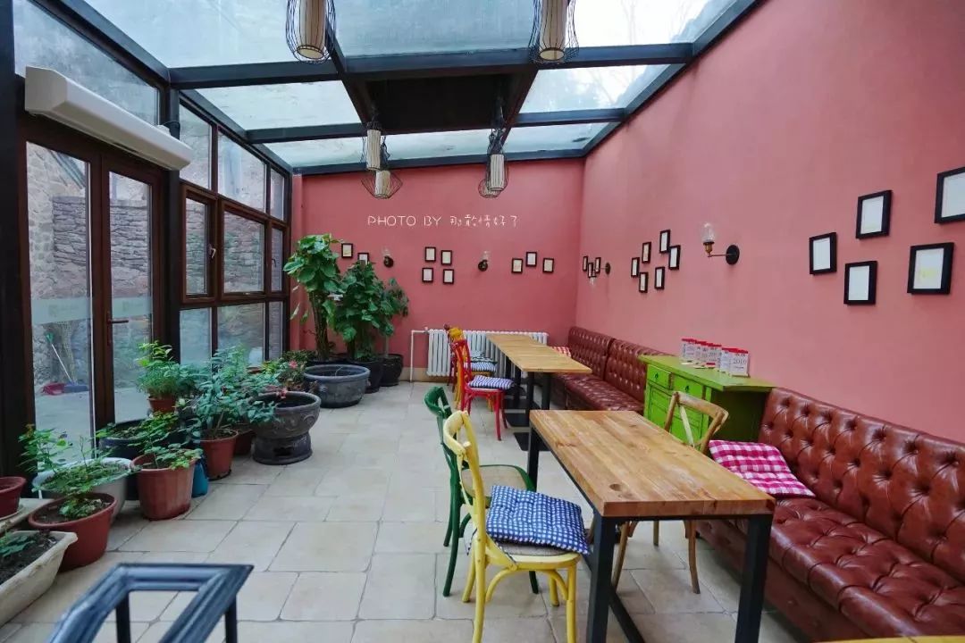 古北水镇可容纳50人团建民宿推荐,古北水镇自由空间精品民宿