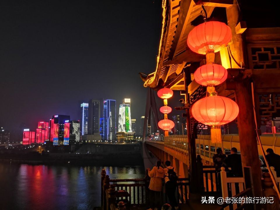 感觉重庆话比成都话好听,重庆与成都差距为什么这么大