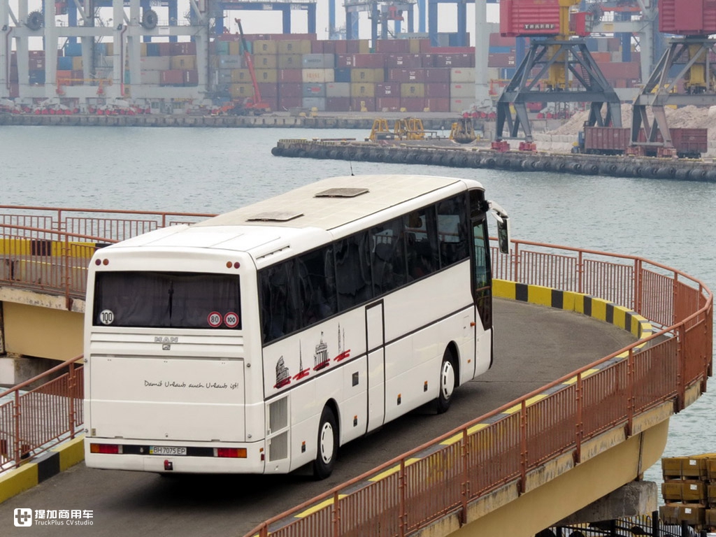 man客车德国老款,德国man大巴车价格和配置有关吗