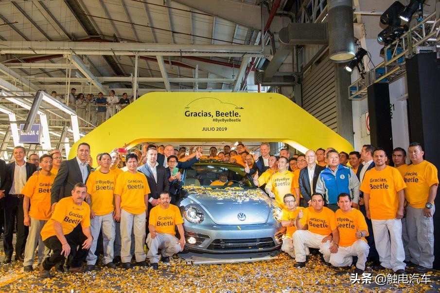 游过地中海的人,甲壳虫旅行