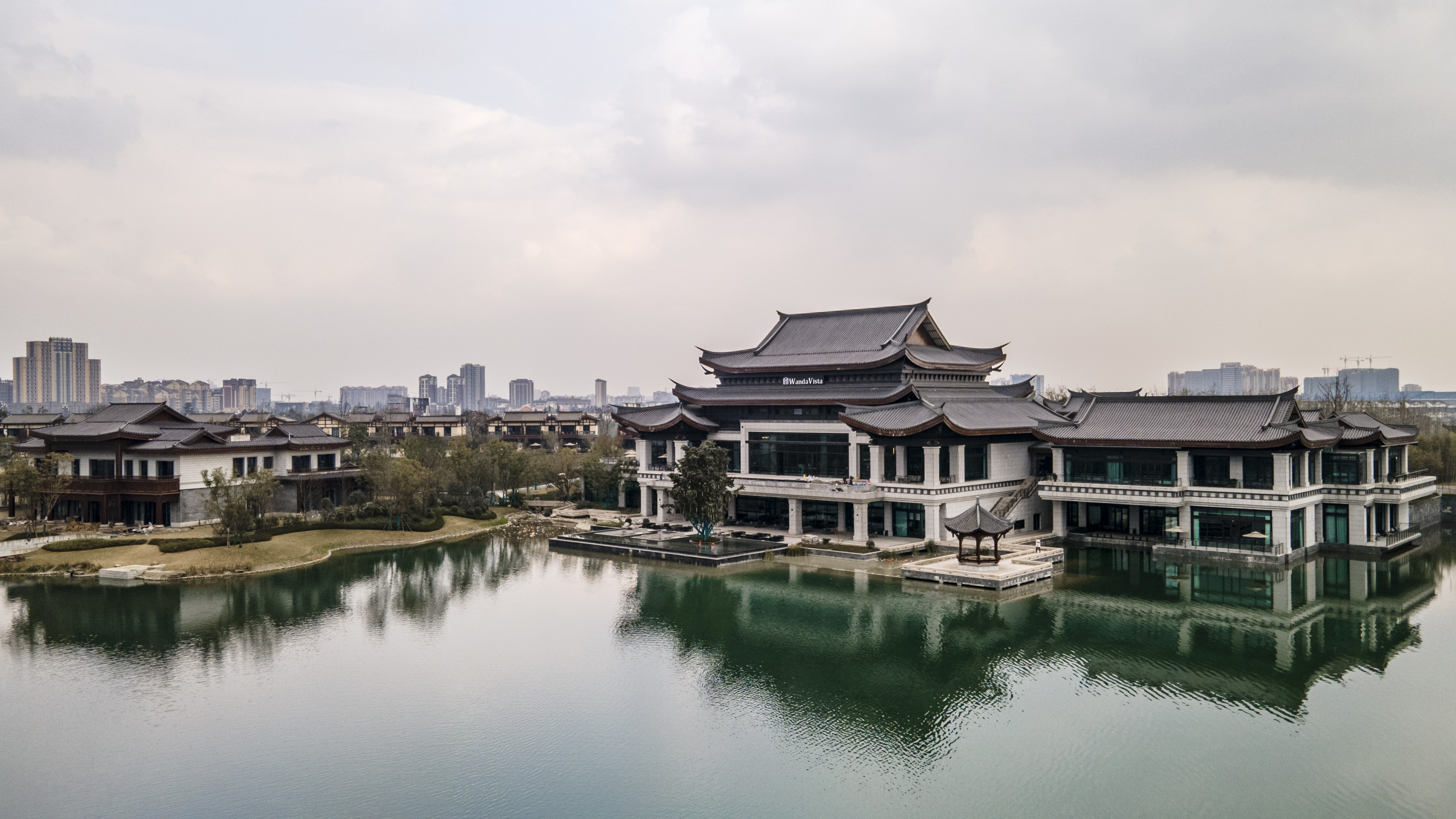 成都周边适合度假的温泉别墅酒店,成都最豪华温泉酒店