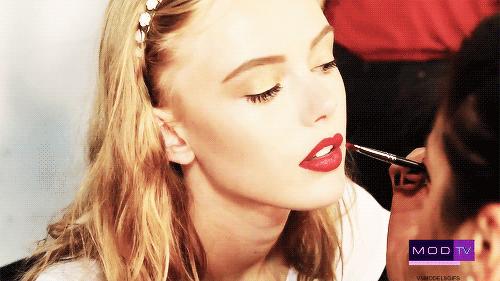 眼影盘一盘多用推荐平价国货,不用代购的平价商品