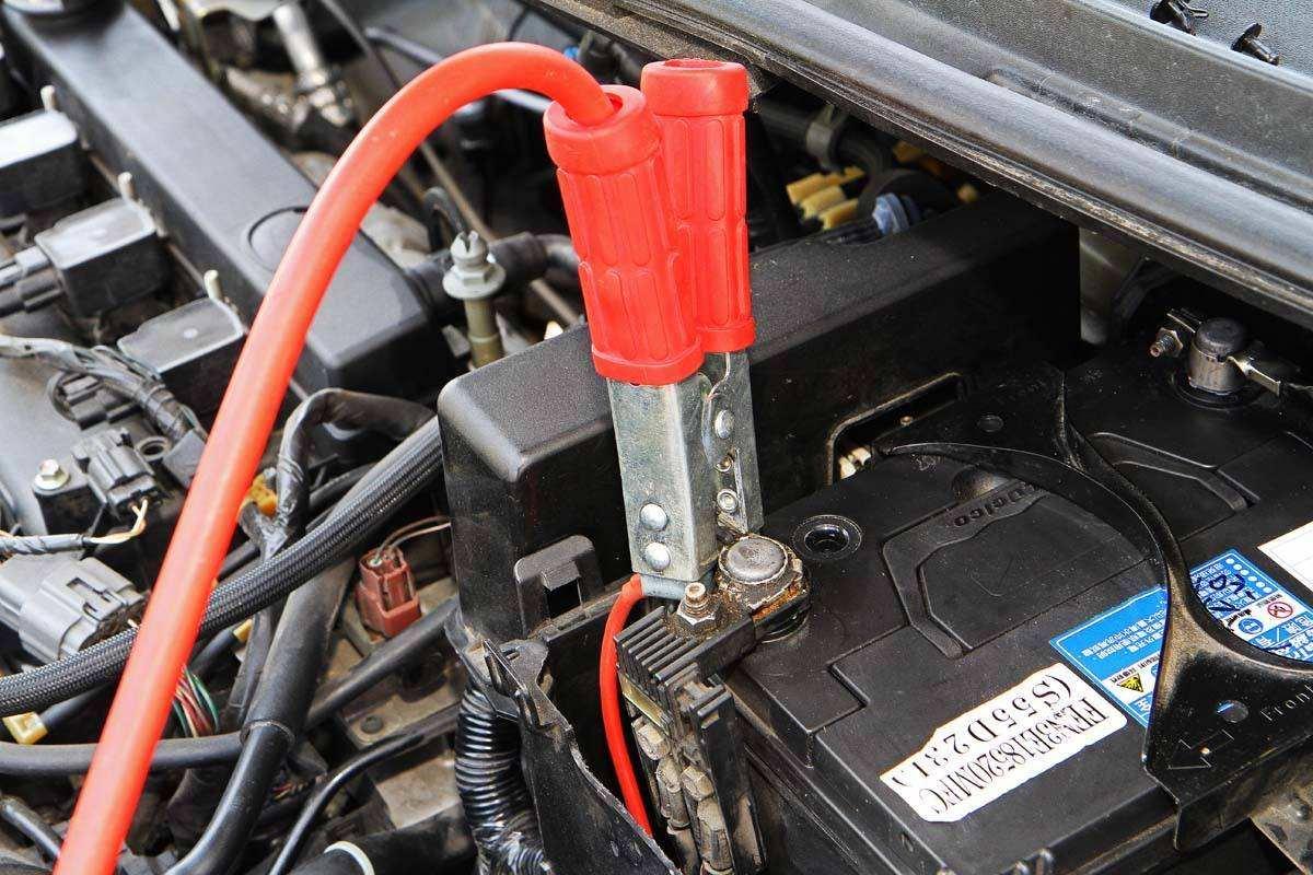 电瓶长时间不用是拆正极还是负极,拆汽车电瓶是先拆哪一极