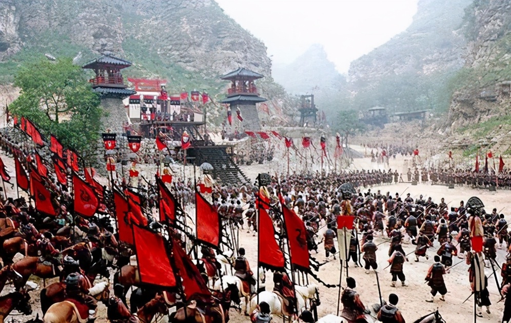 古代打仗冲在最前面的士兵傻吗,古代打仗的士兵都是自愿的吗