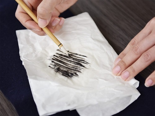 书法问题提问,宣纸写毛笔洇墨怎么处理