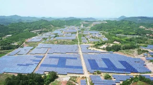 正泰光伏效果图,正泰光伏航拍