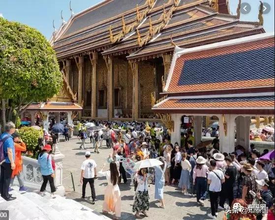 还有多少中国人，被商业化的泰国佛牌宰得“心甘情愿”？