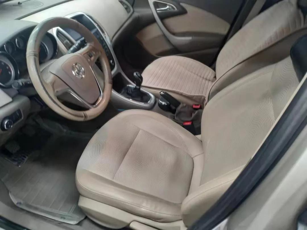 渭南刚收的别克英朗，隔天又被渭南读者提回家了