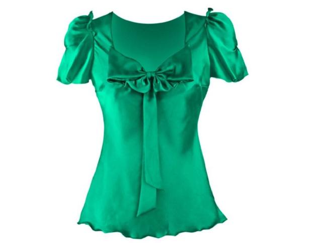 新买的衣服掉色怎么洗最好,红色衣服掉色怎么处理不让它掉色