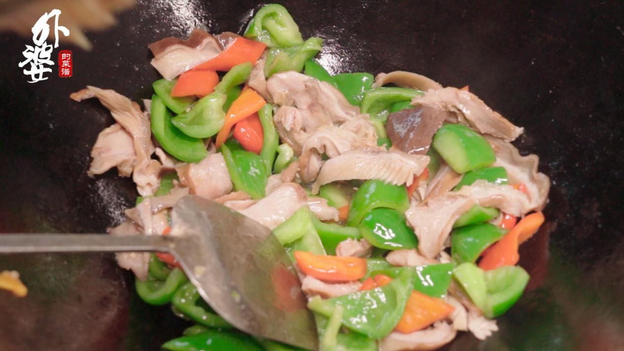 猪肚要用醋洗吗,猪肚要洗干净再冰冻吗