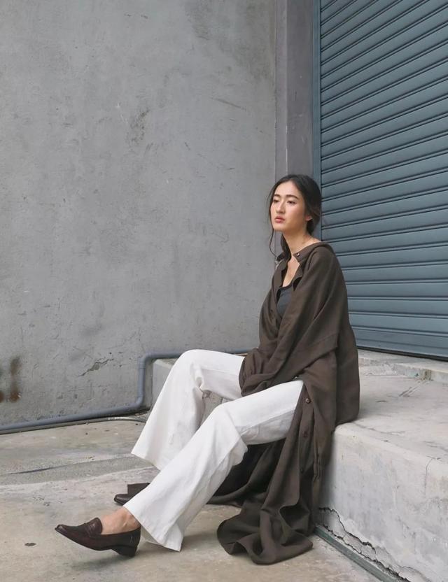秋冬慵懒风穿出时髦贵气感,秋冬款极简风气质高级感