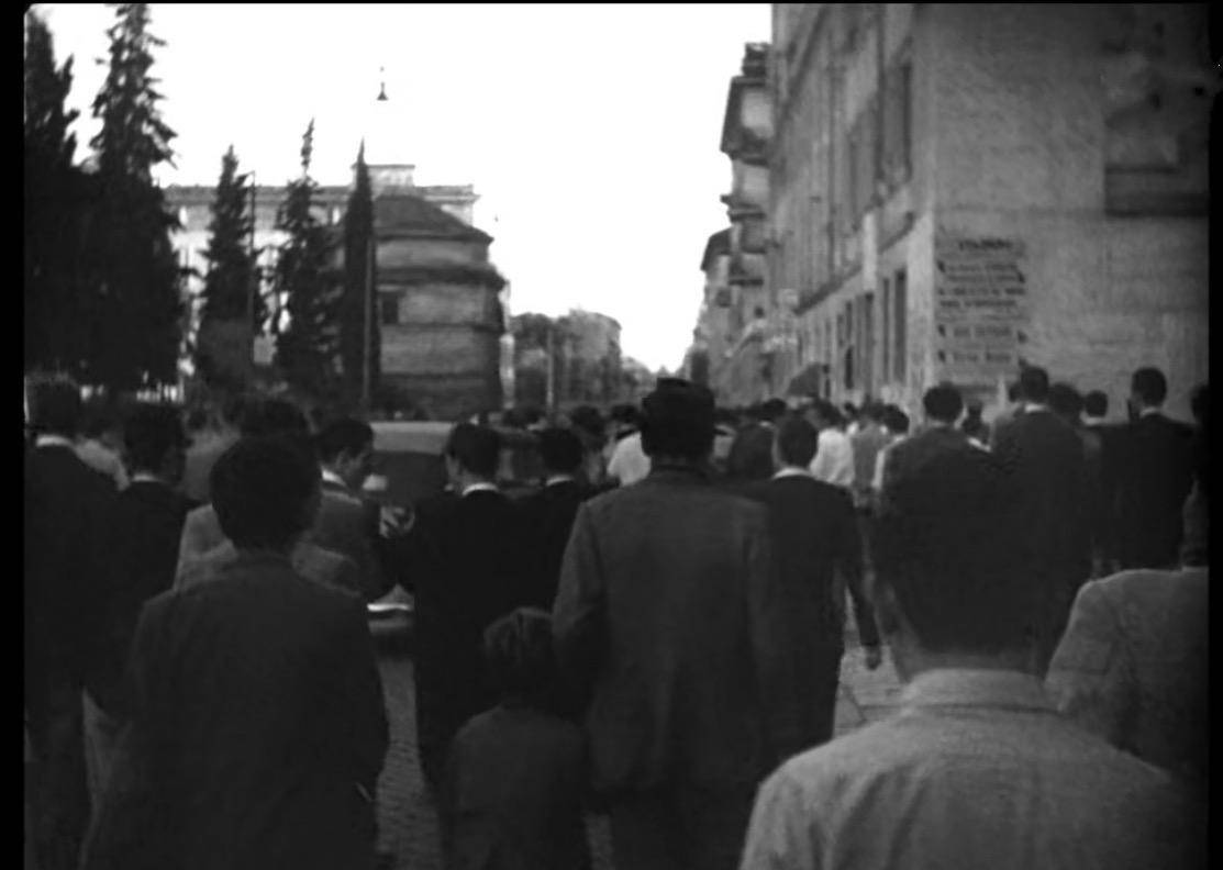 偷自行车的人的下场,偷自行车的人现实主义