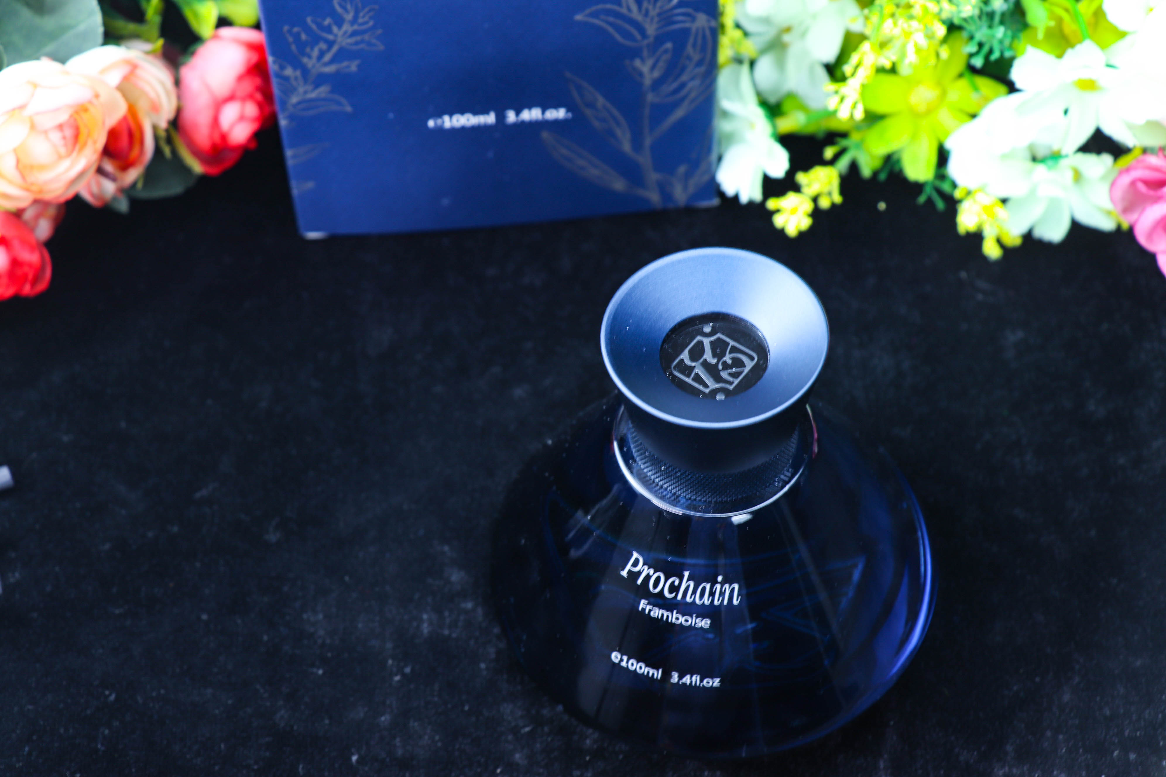 外形很绅士，满屋都香了。使用Prochain花园藤条无火香薰