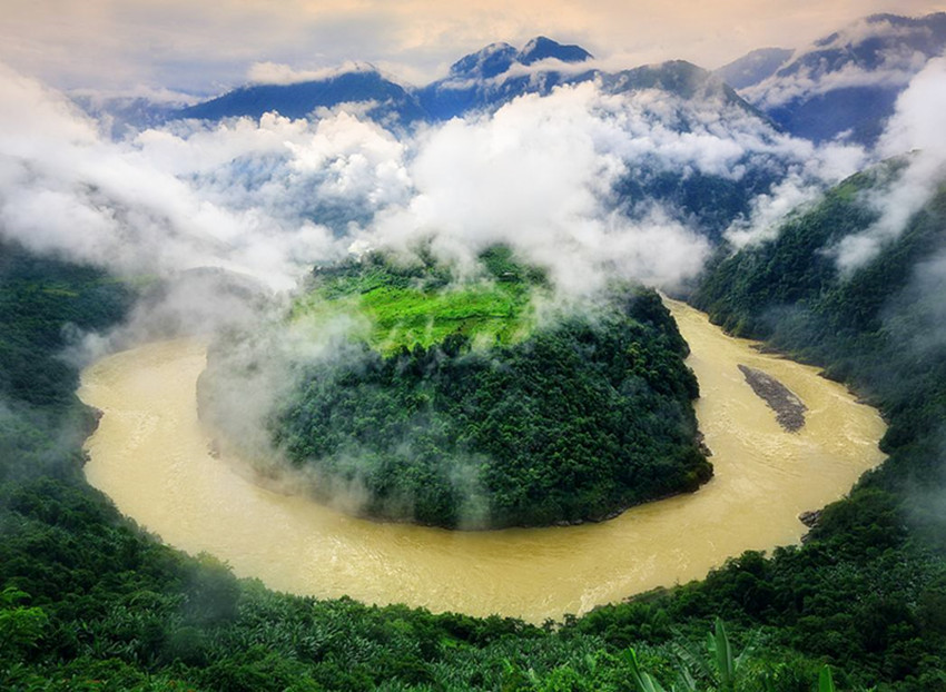 地球上的五大绝美秘境,地球上8个不可思议且神秘的地方