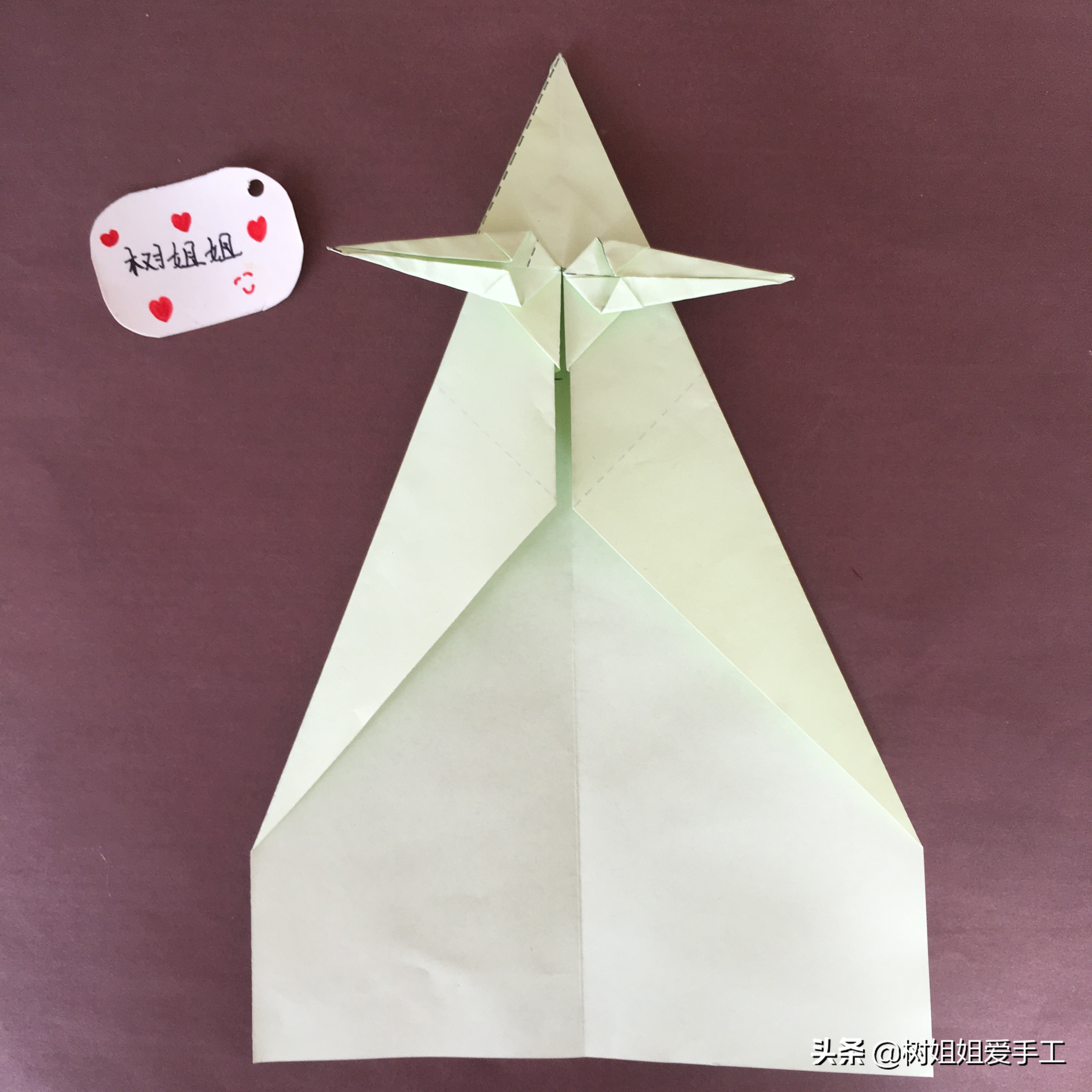 拖尾孔雀的三角插教程,折纸孔雀尾巴怎么折