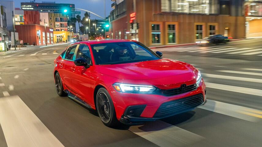 本田雅阁思域2023款哪款最值得买,本田思域顶配值得买还是买雅阁