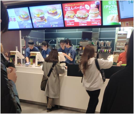 日本疫情日记（一）|混乱和平常之间的生活