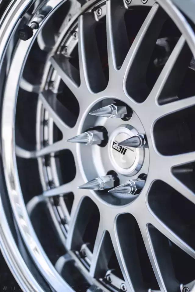 福克斯三厢外国改装st案例,福克斯改装内饰carplay