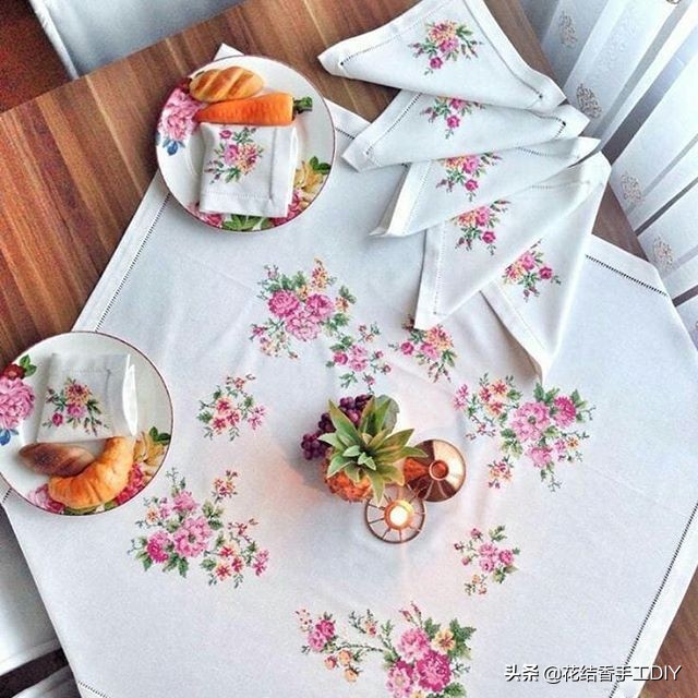 十字绣美丽的画,十字绣美丽花边