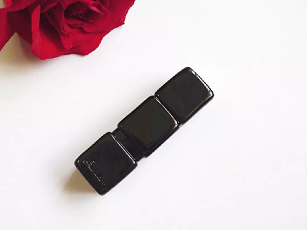 跟着“口红一哥”李佳琦下的单,翻车是常有的事,理智购物要紧记