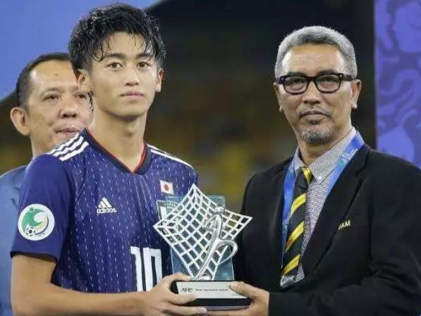日本青年队3:0胜德国,日本天才57分钟独造3球