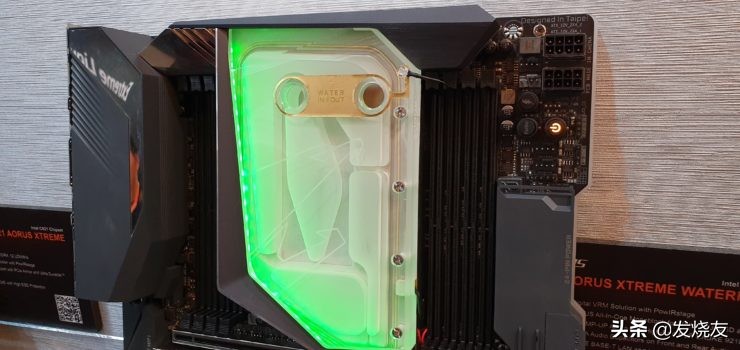 技嘉aorusxtemewaterforce水雕,技嘉4090水雕aorus