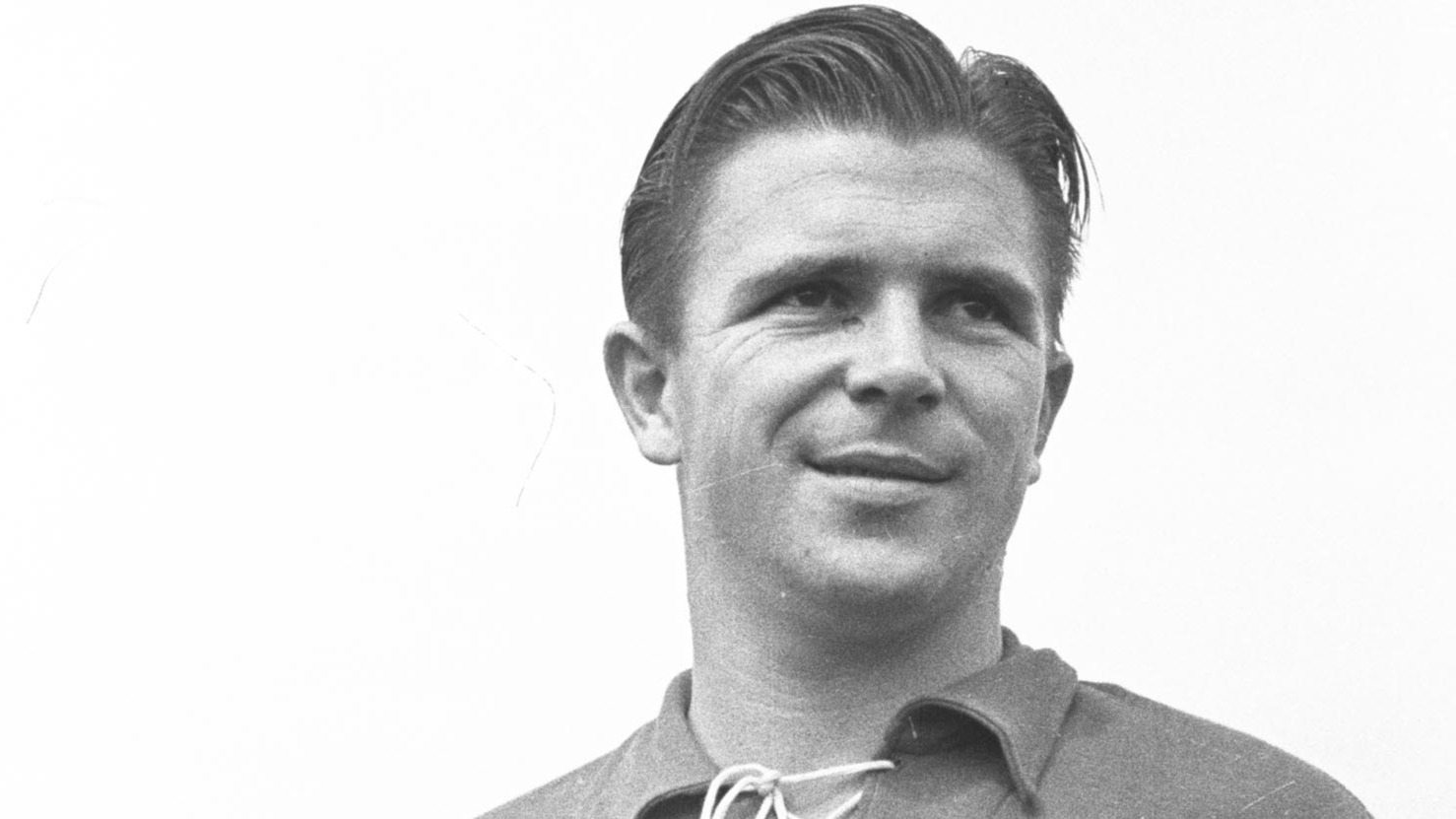 20世纪最伟大的足球明星的资料,足坛20世纪最伟大的10人