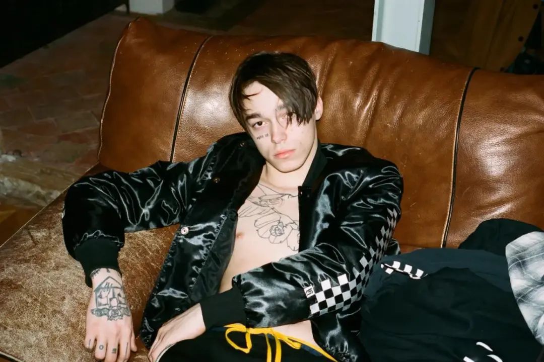 爱抽万宝路的人,爱抽万宝路的都抽什么万宝路