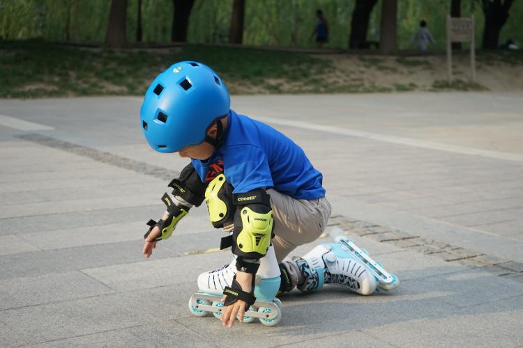 酷骑轮滑护具儿童,轮滑鞋儿童初学者酷骑