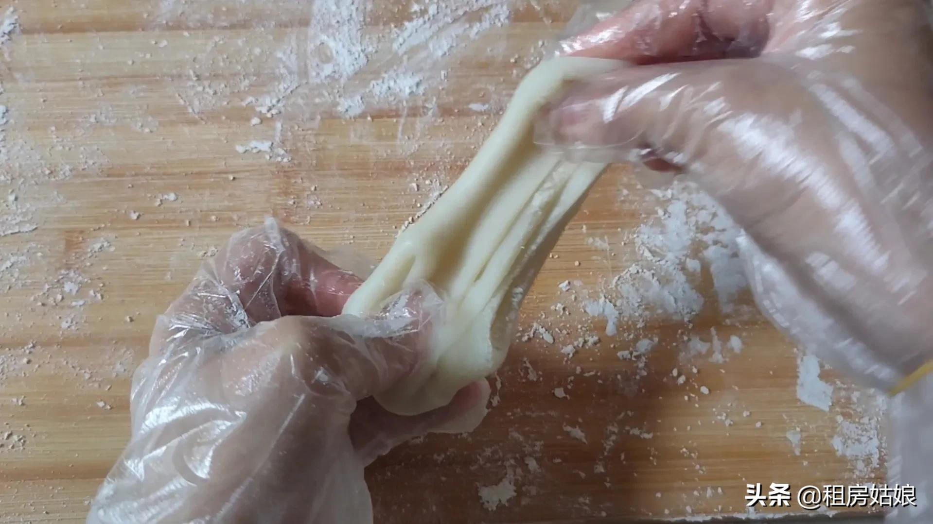 糯米粉最简单的做法无技巧,250g糯米粉放多少毫升水做驴打滚