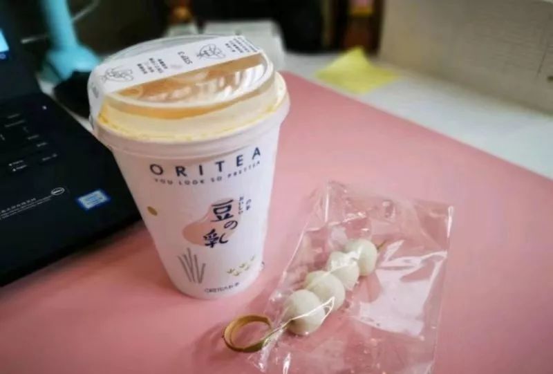 “白玉豆乳”火爆背后朴茶创始人却指半仙豆夫抄袭